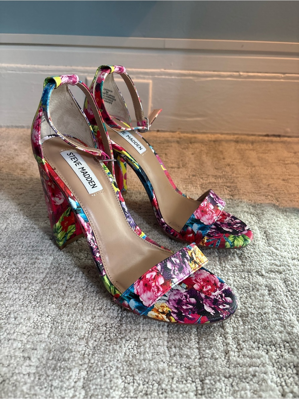 Steve Madden Floral Block Heel Sandals - Multicolor & Matching Clutch.
